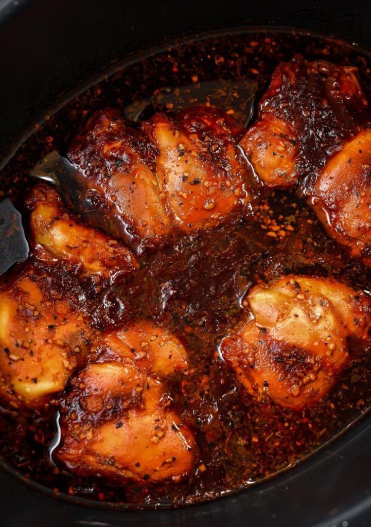 Honey Garlic Slow Cooker Chicken Thighs – 77GREATFOOD