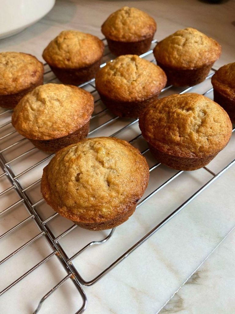 BEST EVER BANANA MUFFINS – 77GREATFOOD