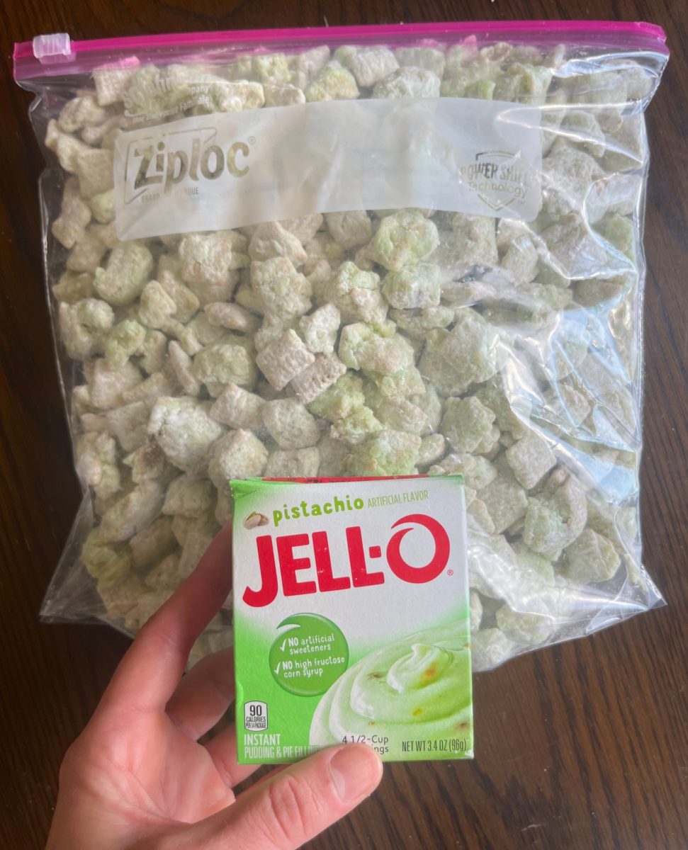 Pistachio Puppy Chow – 77GREATFOOD